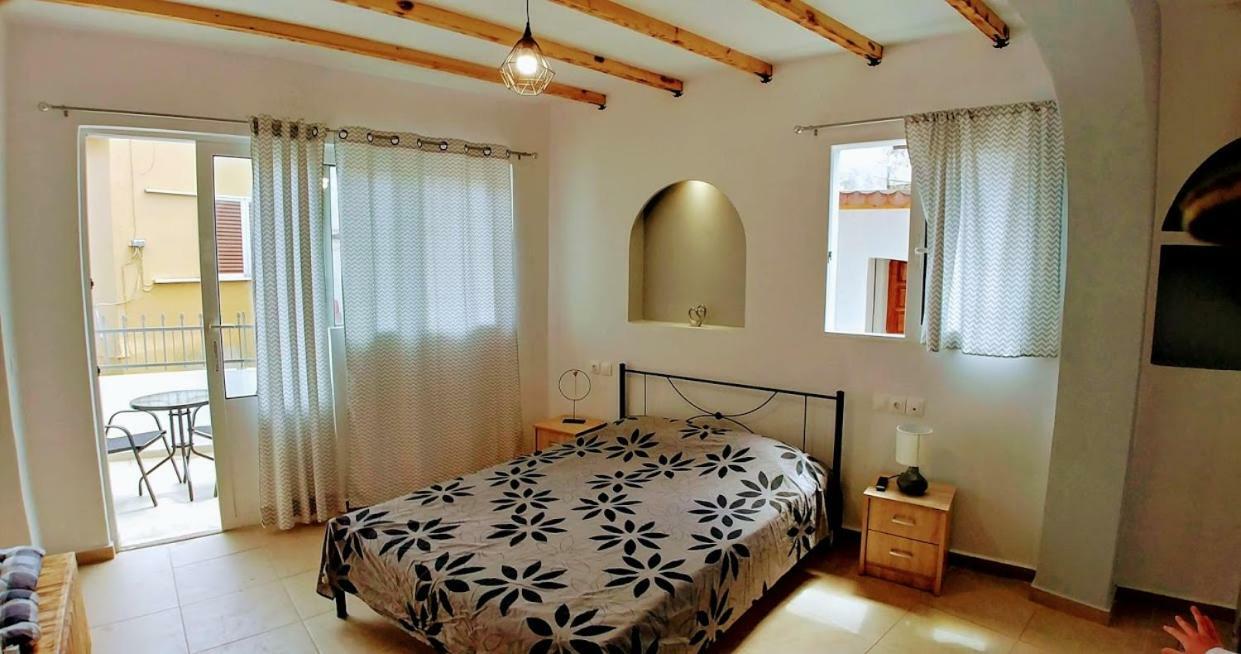 Beautiful House Of Psinthos Apartment Exterior photo